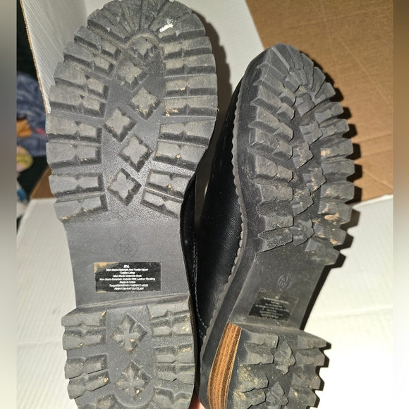 Universal Thread Black and Gray Heeled Boots - Picture 6 of 7